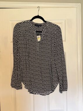 Tommy Hilfiger Blue and White Chevron Long-Sleeve Blouse